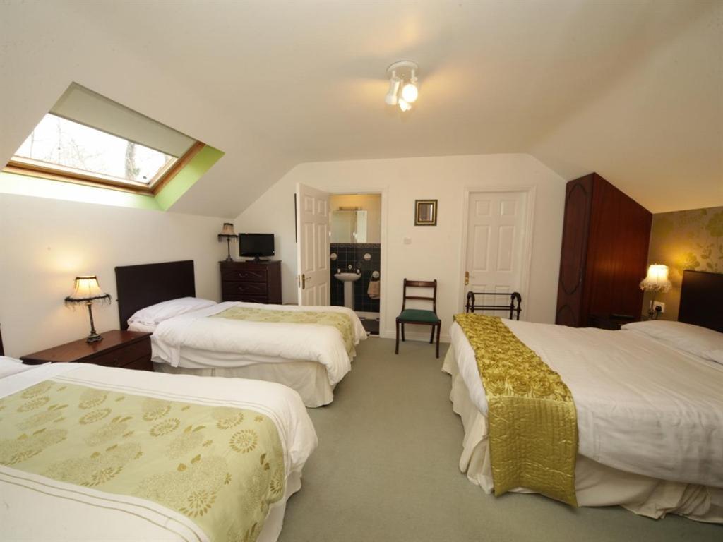 Bed and breakfast Launard House 4*